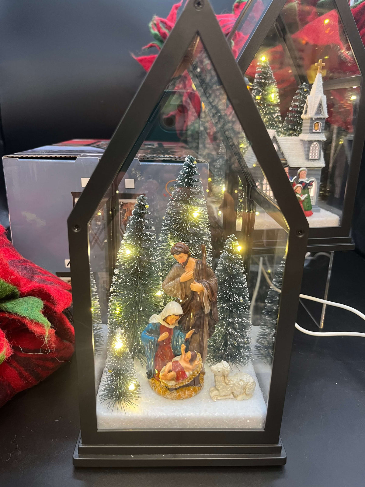 White Lane Christmas Lanterns